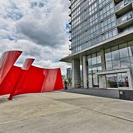 Luxury Downtown Lakeview & City View Condo Toronto Exteriör bild